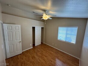 2301 Pacific Creek St in Las Vegas, NV - Building Photo - Building Photo