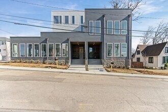 2116 24th Ave N in Nashville, TN - Foto de edificio - Building Photo