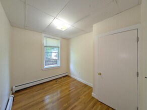 378 Windsor St, Unit 1 in Cambridge, MA - Building Photo - Building Photo