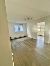 205 N 16th St, Unit A in Bloomfield, NJ - Building Photo - Building Photo