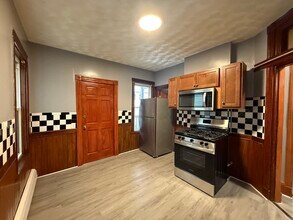 2A Marshfield St in Boston, MA - Building Photo - Building Photo