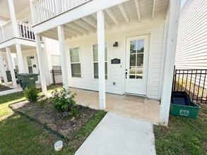 1023 S Hollywood Ave in Fayetteville, AR - Building Photo - Building Photo