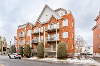 30-40 21E Av in Montréal, QC - Building Photo - Building Photo