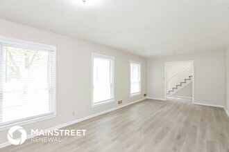 9952 Charlotte N St in Kansas City, MO - Building Photo - Building Photo