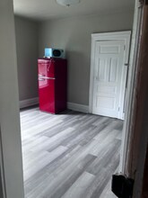 1705 W Tenth Ave-Unit -4 in Spokane, WA - Building Photo - Building Photo