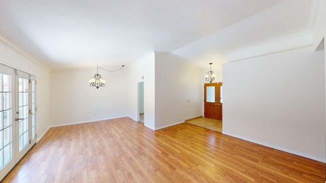 11474 Pikes Peak Ct in Rancho Cucamonga, CA - Building Photo - Building Photo