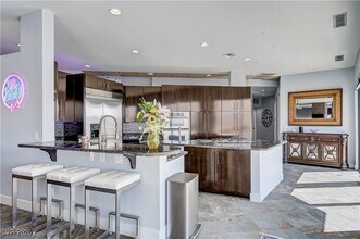 1140 Brown Hill Ct in Henderson, NV - Building Photo - Building Photo