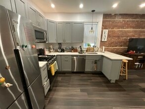 314 Laurel St, Unit #1 in Pittsburgh, PA - Foto de edificio - Building Photo
