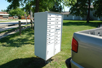 230 S Prospect St in Marengo, IL - Building Photo - Building Photo