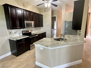 701 Meyer Dr in Naples, FL - Building Photo - Building Photo