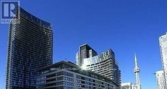 38 Fort York Blvd in Toronto, ON - Building Photo