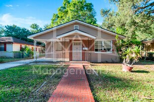 1824 W 10th St in Jacksonville, FL - Building Photo