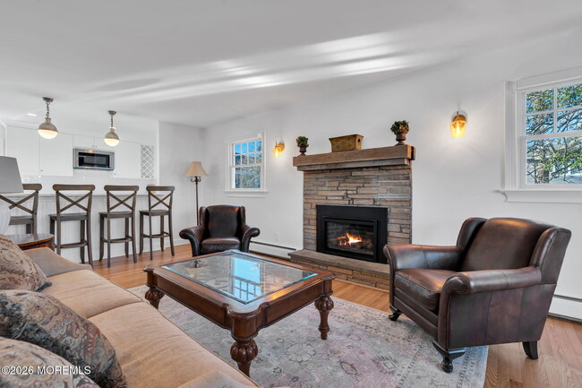 723 Pitney Dr in Spring Lake, NJ - Building Photo - Building Photo