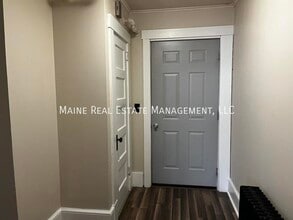 101 Center St-Unit -2 in Brewer, ME - Building Photo - Building Photo