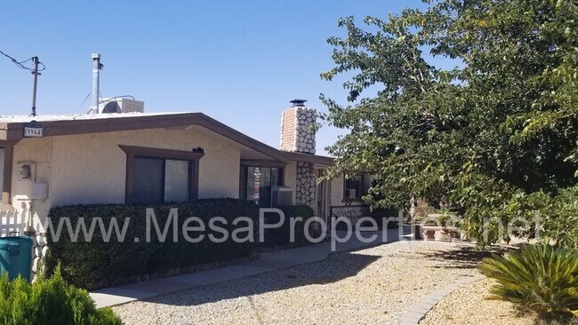 9964 Arroyo Ave in Hesperia, CA - Building Photo - Building Photo
