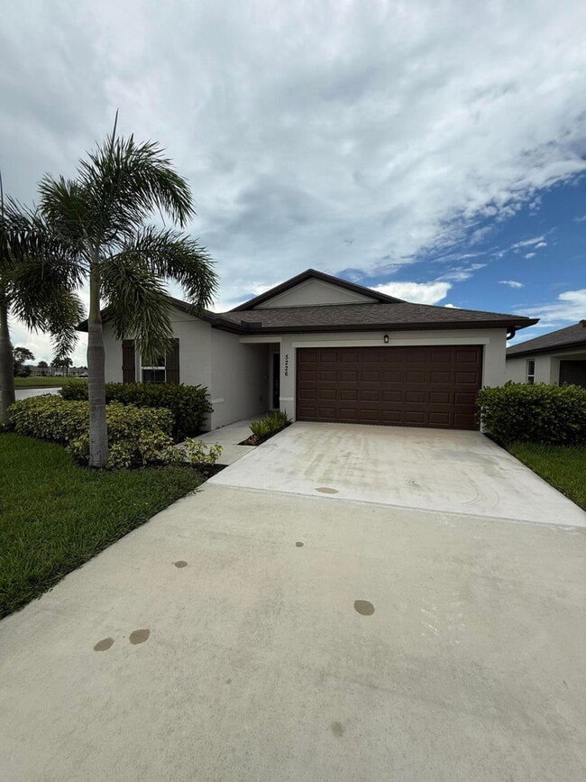 5226 Armina Pl in Fort Pierce, FL - Building Photo - Building Photo