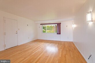 5416 85th Ave in Hyattsville, MD - Building Photo - Building Photo