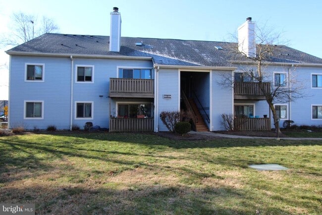 property at 2202 Aspen Dr