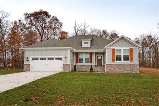 30 Clevelys Ln in Bella Vista, AR - Building Photo