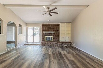328 Magnolia Blossom Ln in Yukon, OK - Building Photo - Building Photo