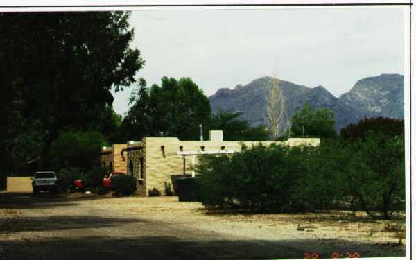 303-1 3032 E Roger Rd in Tucson, AZ - Building Photo