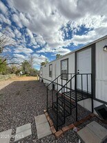 2303 E Carnation St in Douglas, AZ - Building Photo