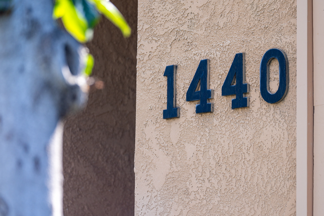 1440 Oak Dr in Vista, CA - Building Photo - Building Photo