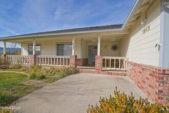 1905 Lakeshore Dr in Carson City, NV - Building Photo - Building Photo