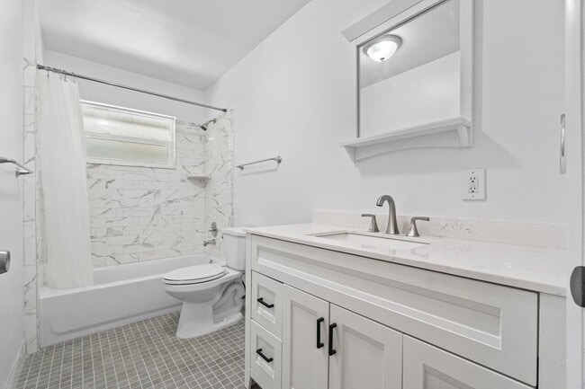 property at 751 Hummingbird Way