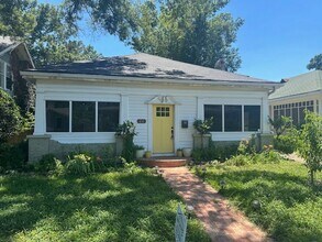 451 Gladstone Blvd in Shreveport, LA - Building Photo - Building Photo