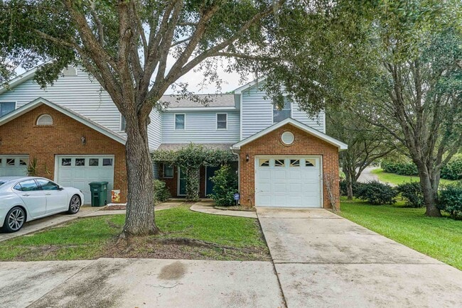 2143 Delta Way in Tallahassee, FL - Building Photo - Building Photo