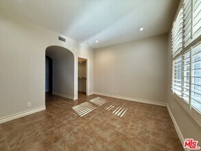 68 Cornflower in Irvine, CA - Building Photo - Building Photo