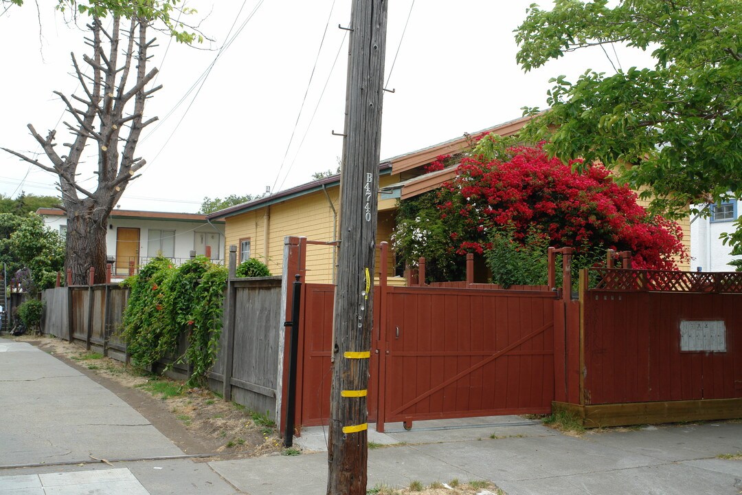 1531 Fairview St in Berkeley, CA - Building Photo