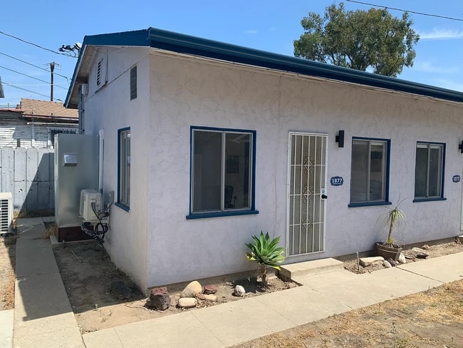 property at 1877 Gardenia Ave
