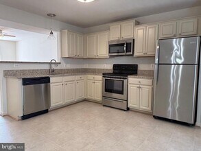 215 Merrill Ct in Stafford, VA - Building Photo - Building Photo