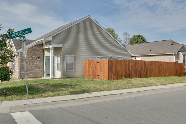 1139 Alandee St. in Nashville, TN - Building Photo - Building Photo