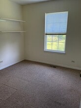 1403 Orleans Dr in Mundelein, IL - Building Photo - Building Photo