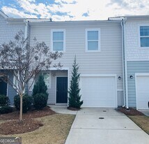 437 Union Station St in Cartersville, GA - Building Photo