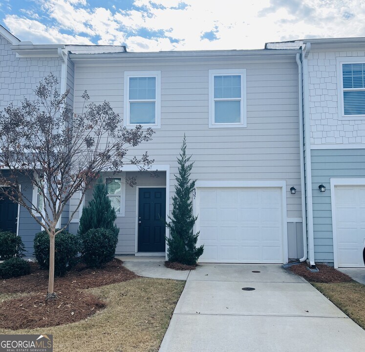 437 Union Station St in Cartersville, GA - Building Photo