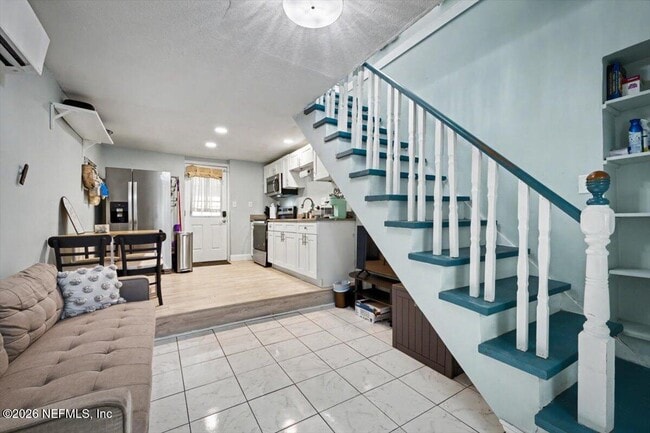 property at 719 S Shores Rd