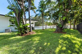 7530 SW 134th St in Miami, FL - Building Photo - Building Photo
