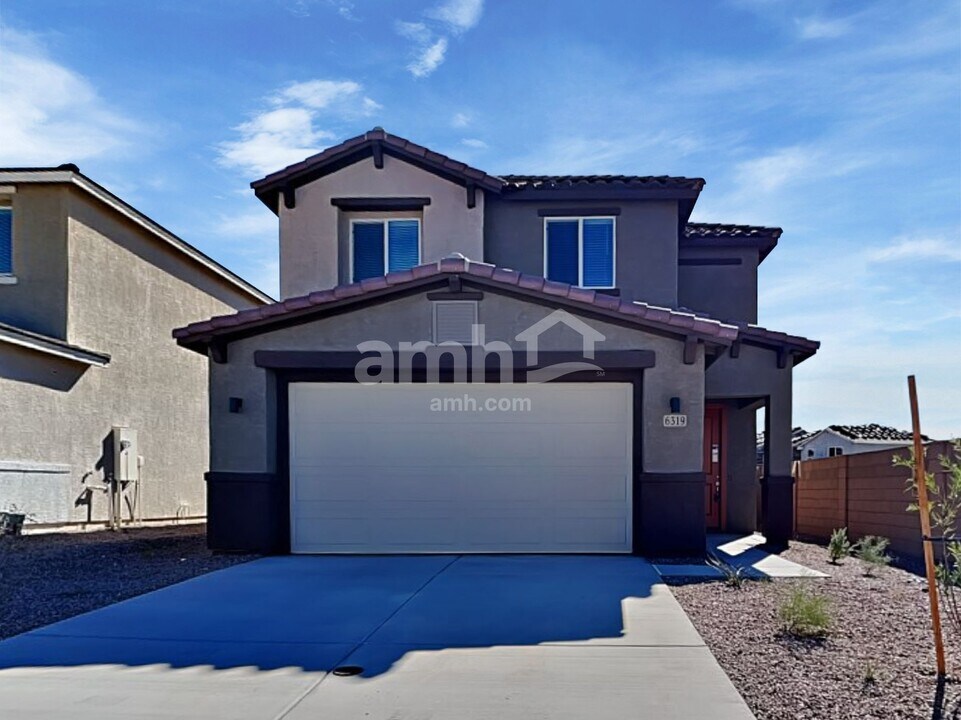 6319 W Calle Bilboa in Tucson, AZ - Building Photo