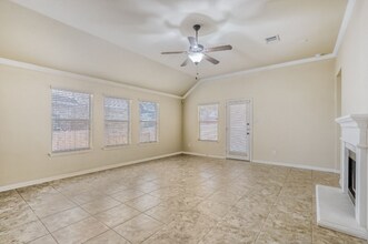 1921 Autumn Run Ln in Round Rock, TX - Building Photo - Building Photo