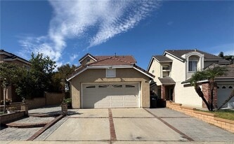 6738 Wrangler Rd in Chino Hills, CA - Building Photo