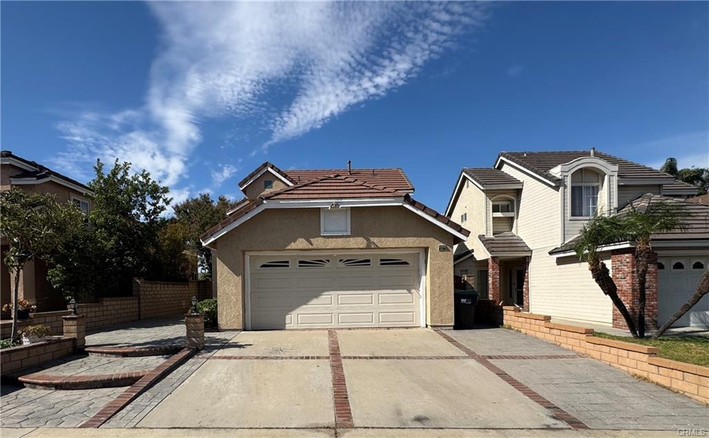 6738 Wrangler Rd in Chino Hills, CA - Foto de edificio