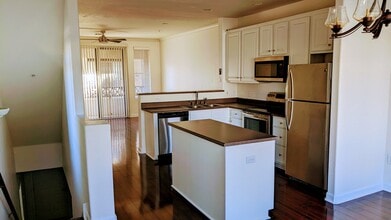 4455 E Paradise Village Pky S in Phoenix, AZ - Building Photo - Building Photo