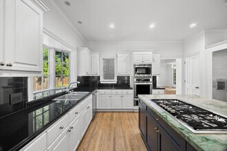 80 Amador Ave in Atherton, CA - Building Photo - Building Photo