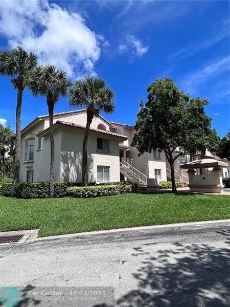 22201 Glenmoor Dr in West Palm Beach, FL - Foto de edificio