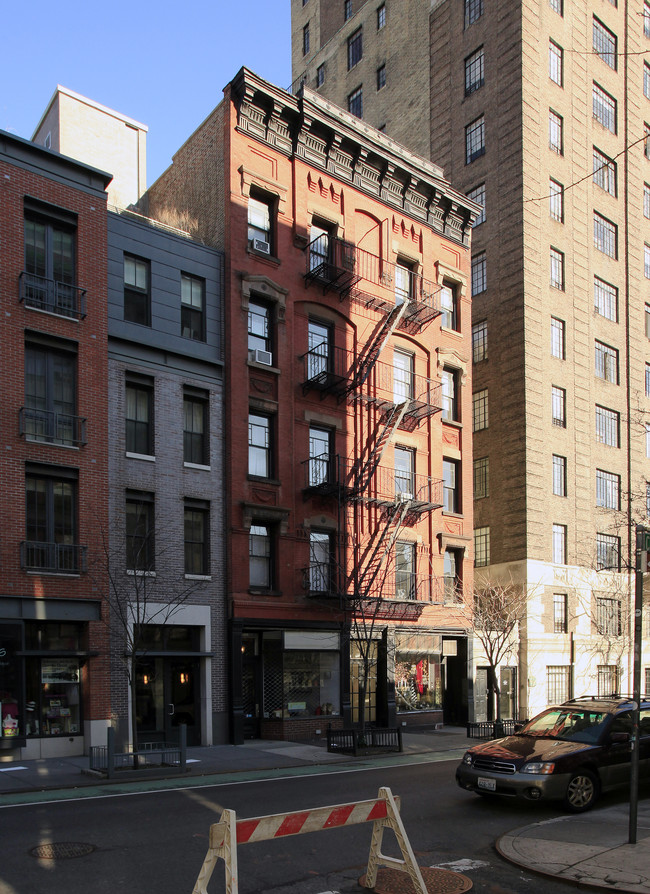 9 Christopher Street in New York, NY - Foto de edificio - Building Photo