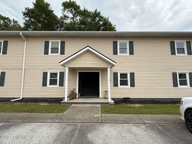 2310 Indian Dr in Jacksonville, NC - Building Photo